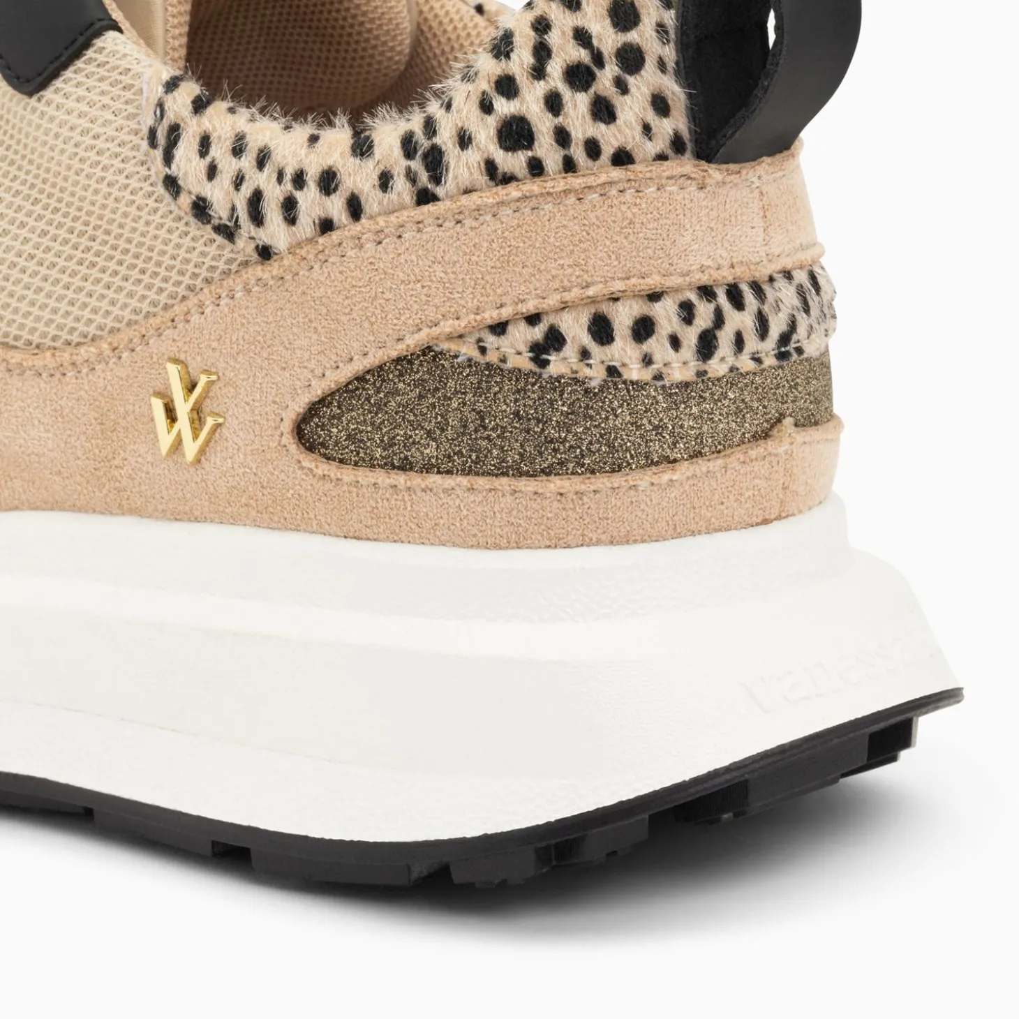 Baskets Alice Beige Et Noir A Semelle Oversize