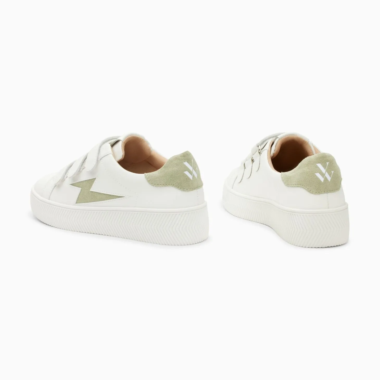 Baskets Eclair Camelia Blanc Et Vert Amande A Scratchs