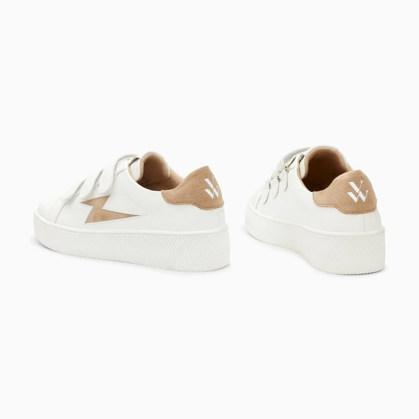 Baskets Eclair Camelia Blanc Et Beige A Scratchs