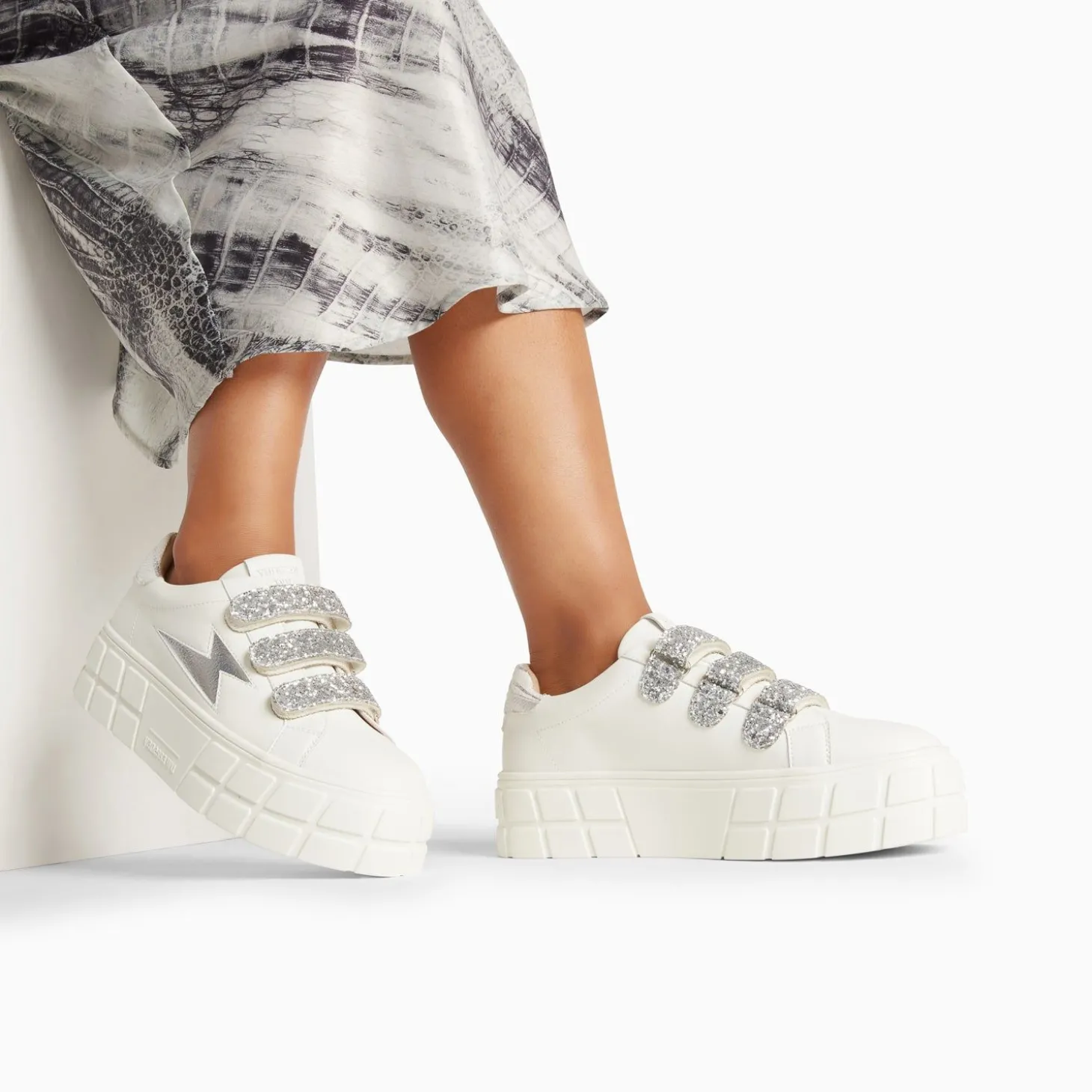 Baskets Eclair Eve Blanc Et Argent A Plateforme