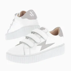 Baskets Eclair Larissa Blanches A Details En Satin Taupe