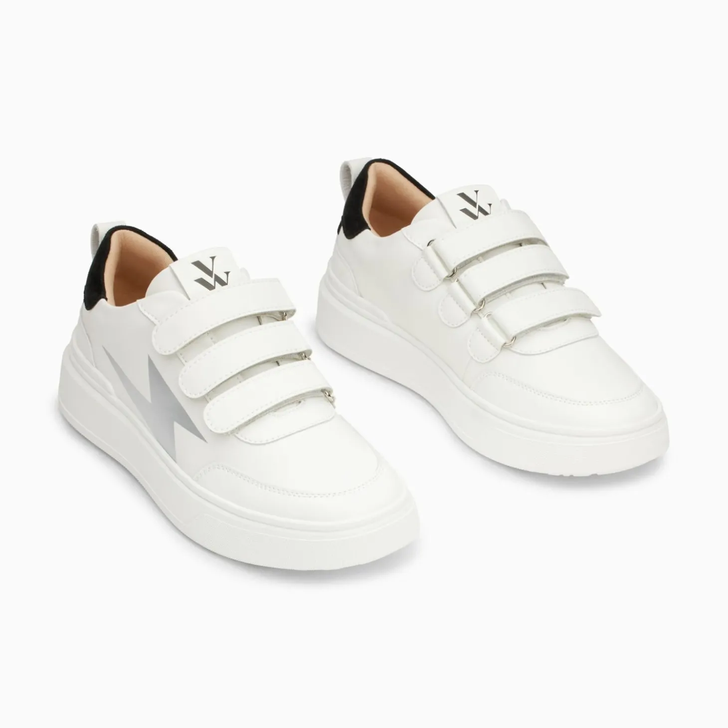 Baskets Eclair Lison Blanc Et Noir A Scratchs