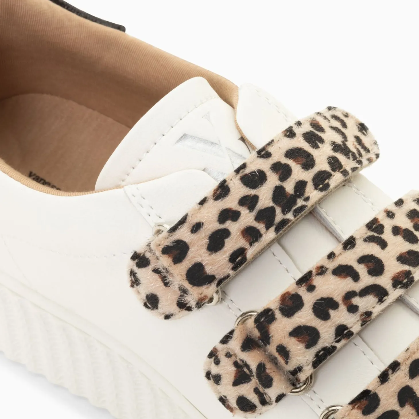 Baskets Eclair Maggie Blanc Et Or A Scratchs Leopard