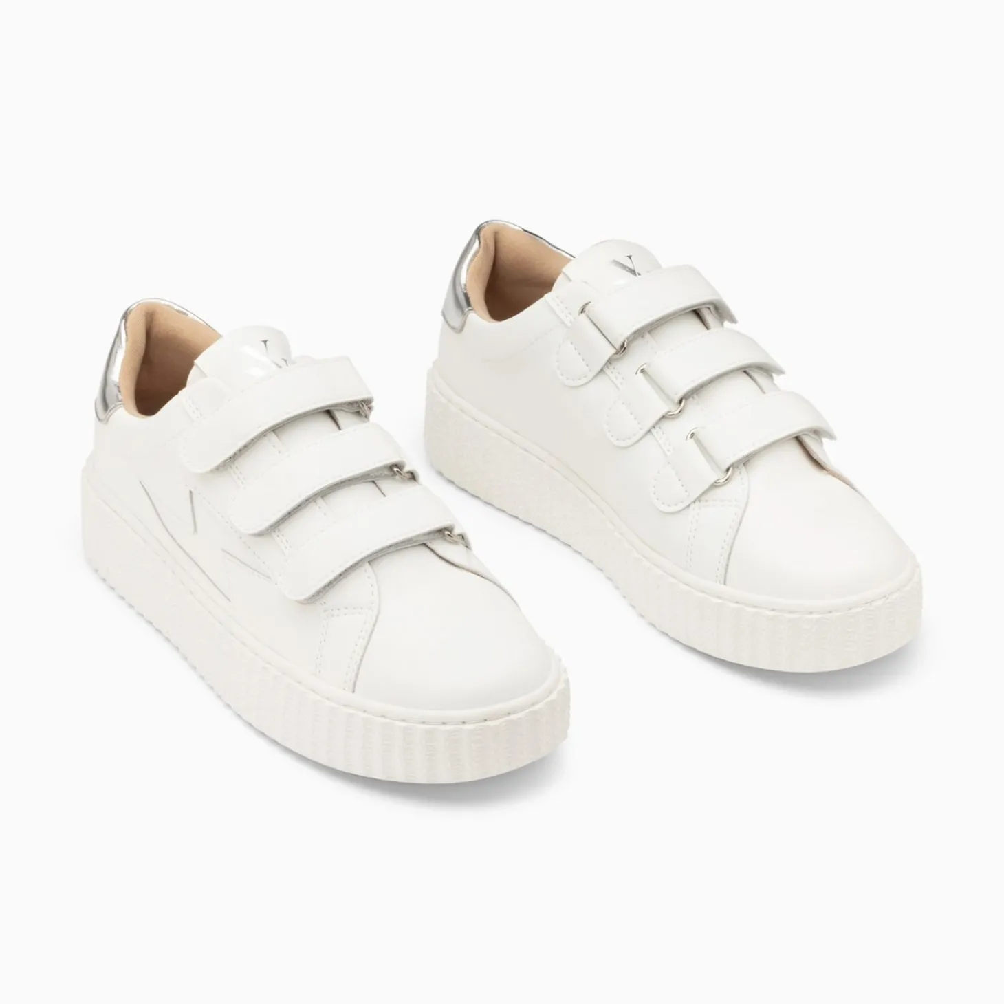 Baskets Eclair Maria Blanc Et Argent A Scratchs
