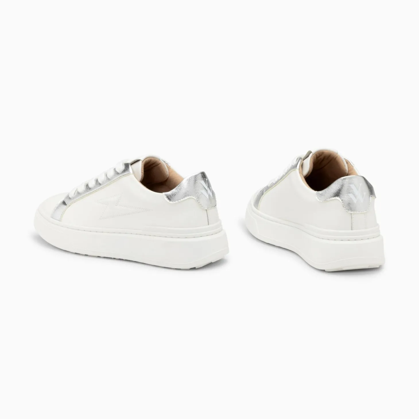 Baskets Eclair Romane Blanc Et Argent A Lacets