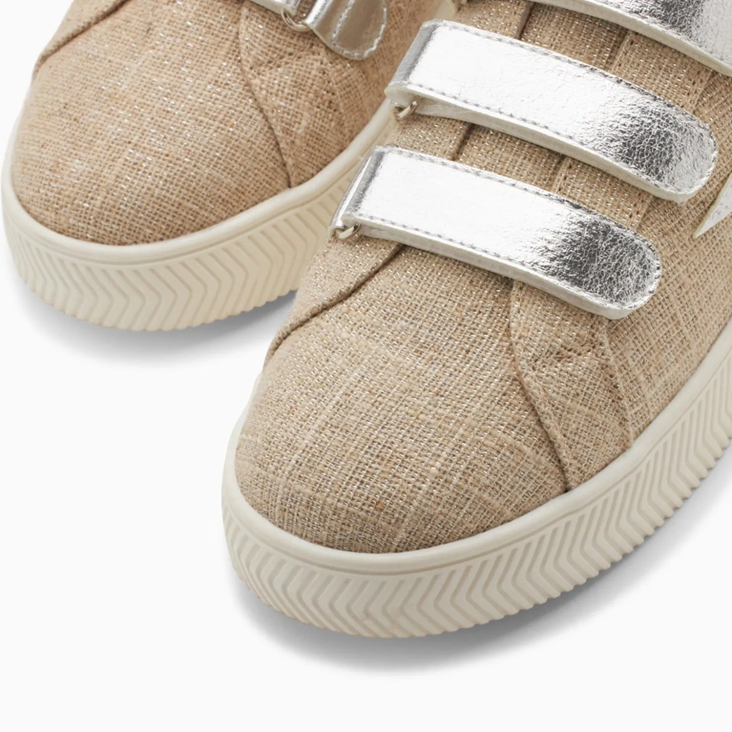 Baskets Eclair Wissem Beige Et Argent A Scratchs