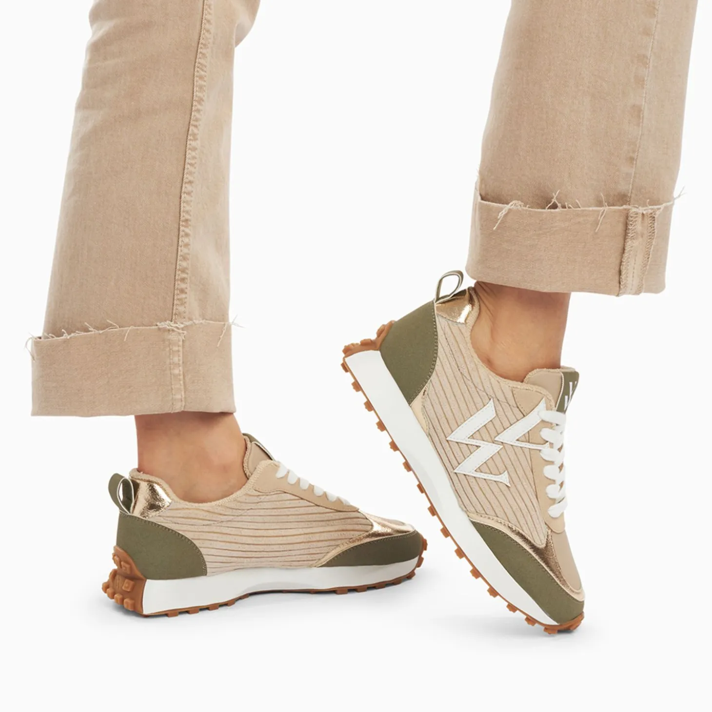 Baskets Monogramme Athenais Beige Et Kaki A Semelle Running