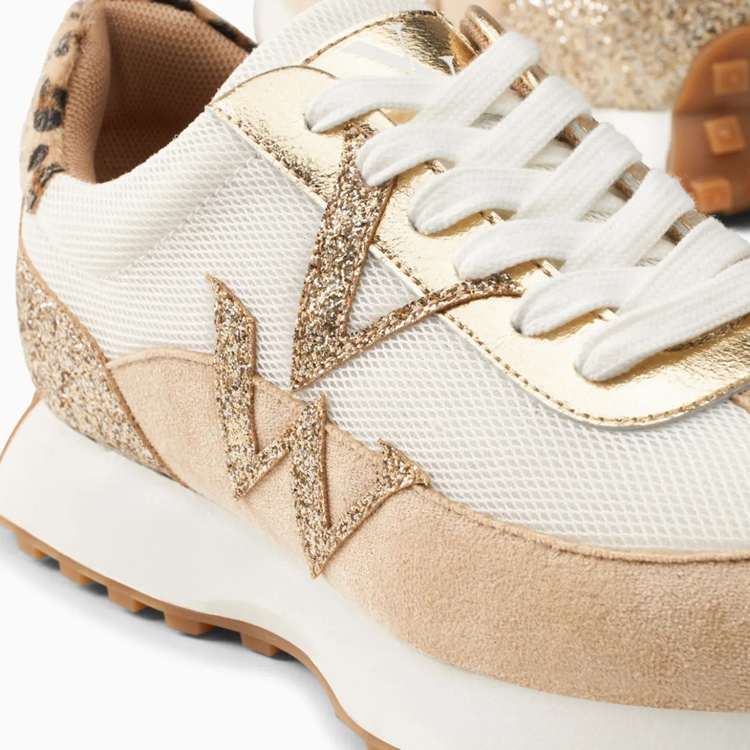 Baskets Monogramme Faustine Ivoire Et Beige A Semelle Running
