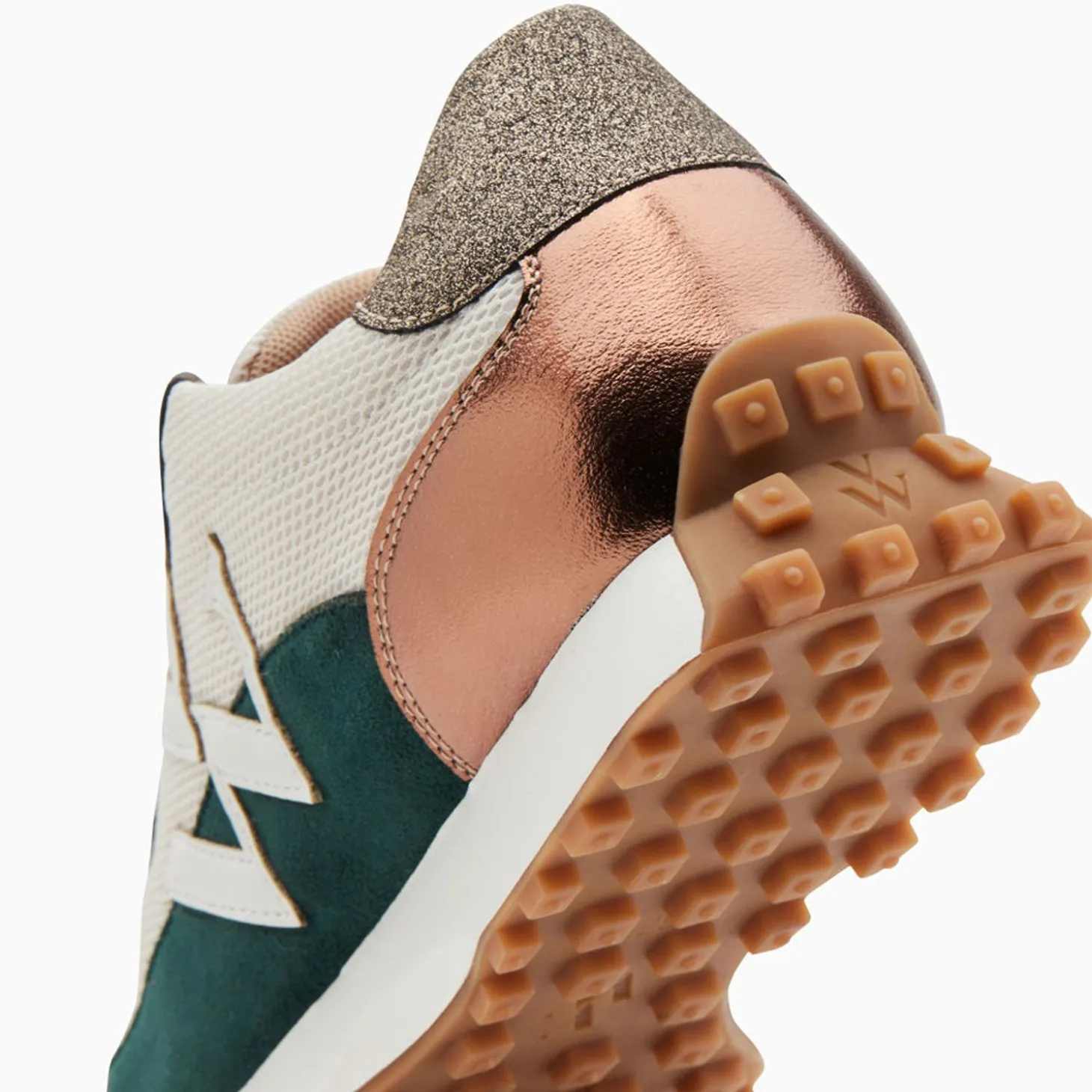 Baskets Monogramme Pia Ivoire Et Vert A Semelle Running