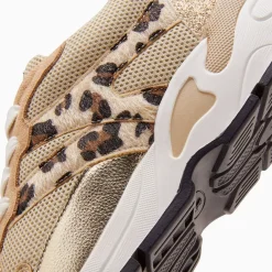 Baskets Montorgueil Beige Et Leopard A Lacets