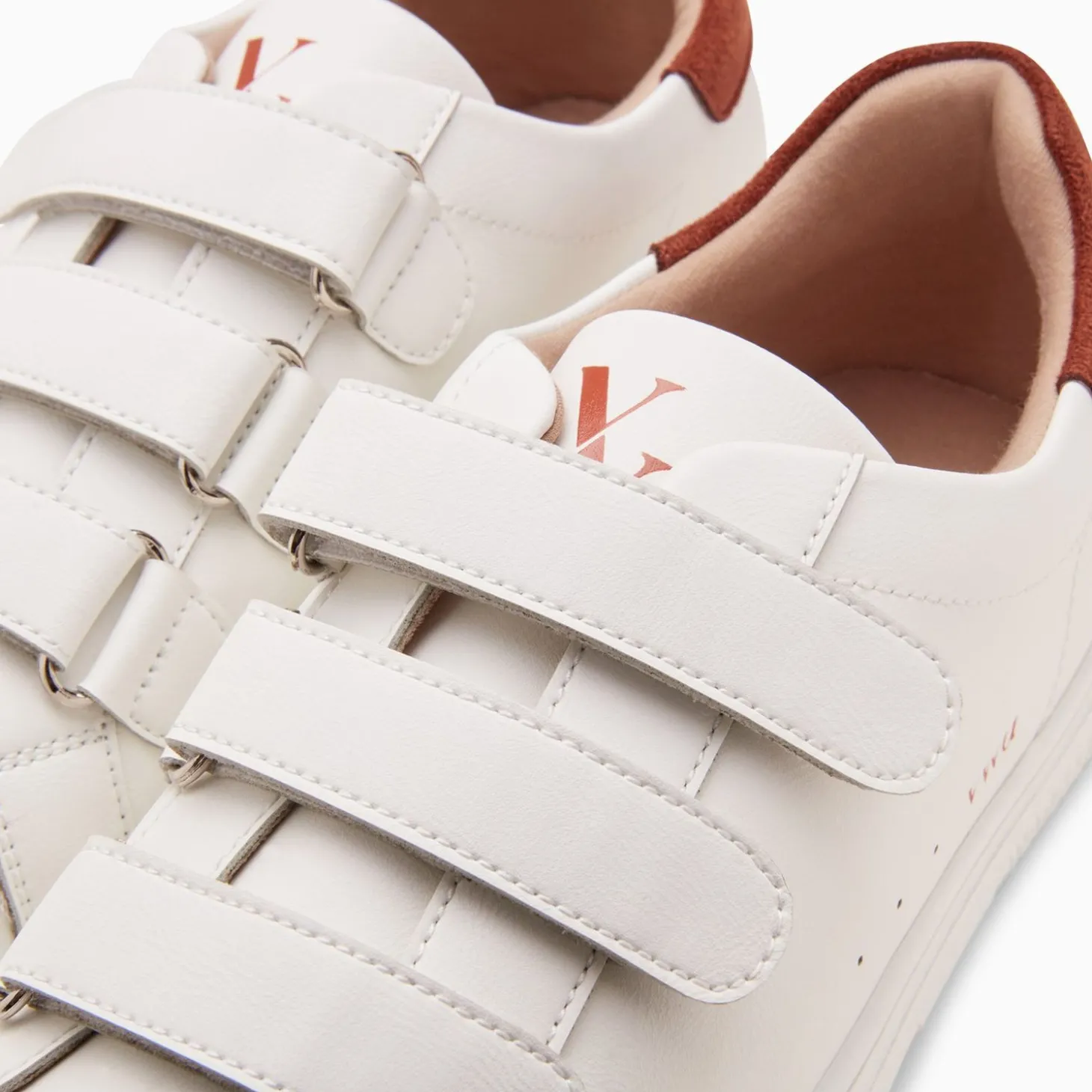 Baskets Nour Blanc Et Marron A Scratchs