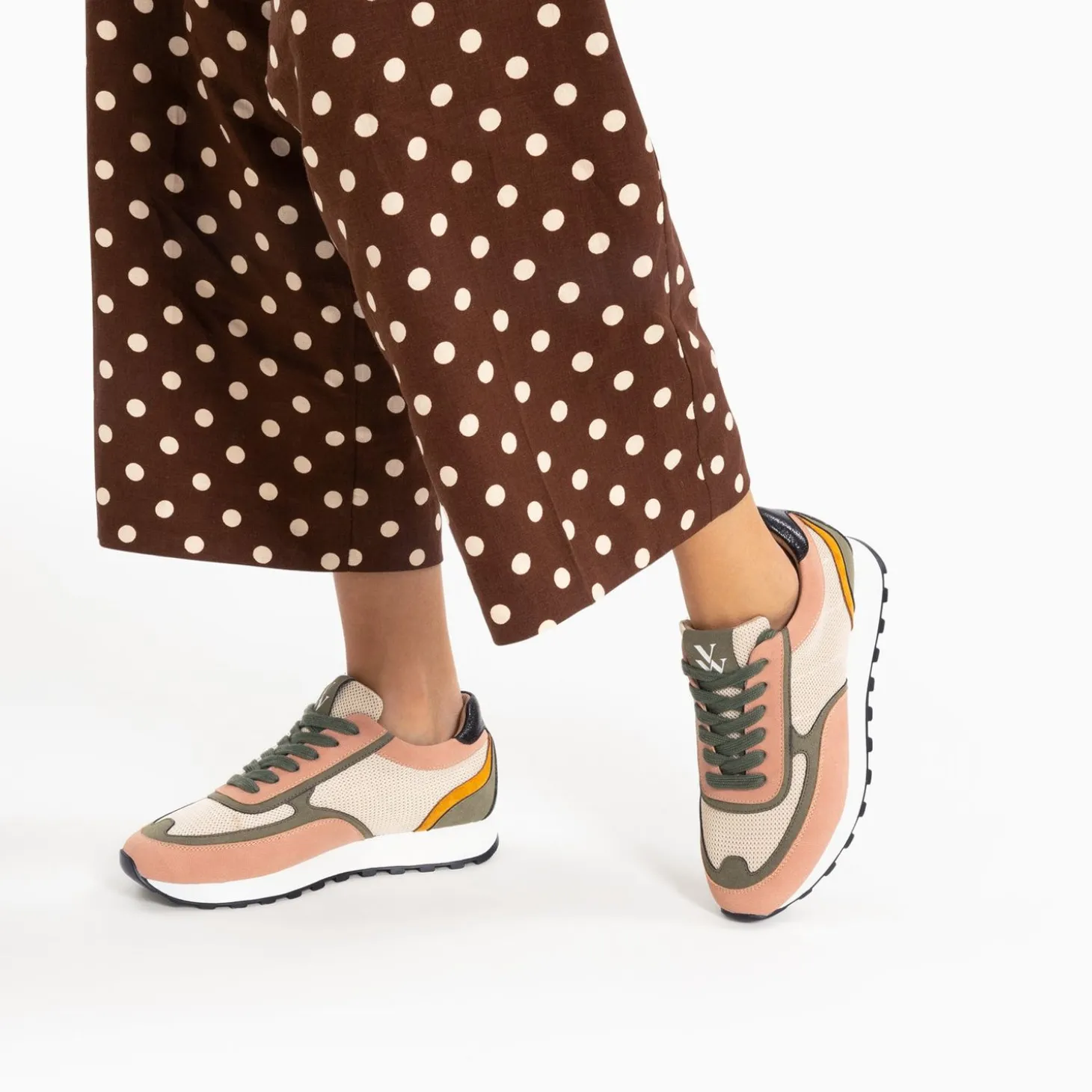 Baskets Selah Rose Et Kaki A Semelle Running