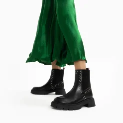 Bottines Montantes Montmartre Noires A Clous Et Elastique