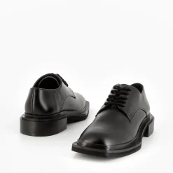 Derbies Leona Noires A Semelle Carree