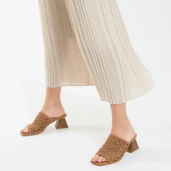 Mules A Talon Sandrine Camel Tressees Facon Cannage