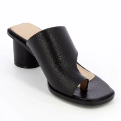 Mules Cyrielle Noires Passe-Pouce A Talon Rond