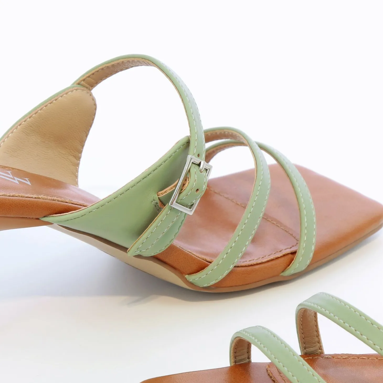 Mules Kitten Heel Axelle Vert Amande