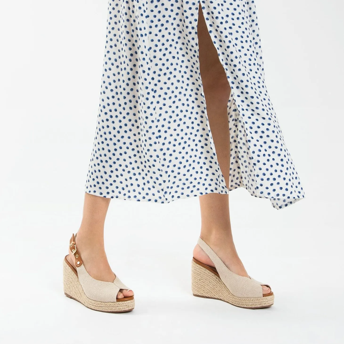 Sandales Compensees Gaelle En Tweed Beige
