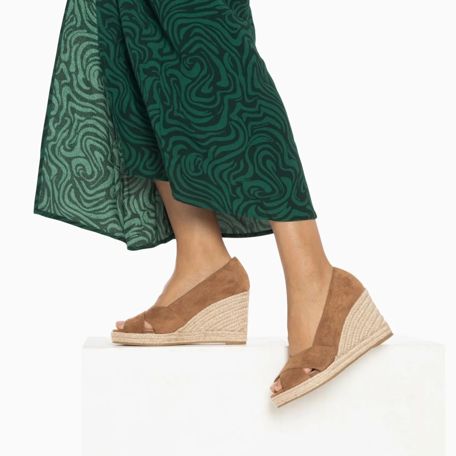 Sandales Compensees Peep-Toe Leonie Noisette