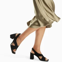 Sandales Lauren Noires A Brides Croisees Et Talon Haut