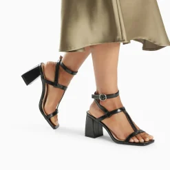 Sandales Nelly Noires A Brides Et Talon Haut