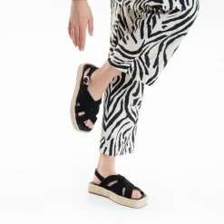 Sandales Plateformes Linda A Brides Croisees Noires