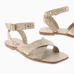Sandales Plates Zora Beiges A Clous